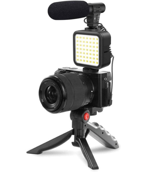 4IN1 UNIVERSAL VLOGGER KIT FÜR SMARTPHONES MIT LED LICHT MIKROFON